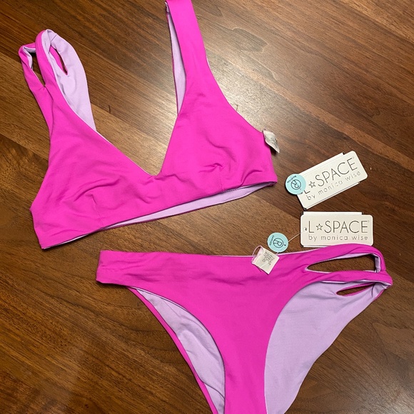 L*Space Other - L*Space One Wave top and Breakers Bottom Set